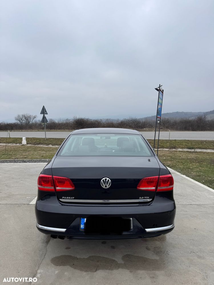 Volkswagen Passat 2.0 TDI DPF DSG Highline - 4