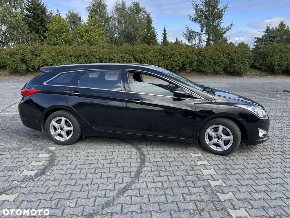 Hyundai i40 i40cw 1.7 CRDi Fifa World Cup Edition - 3