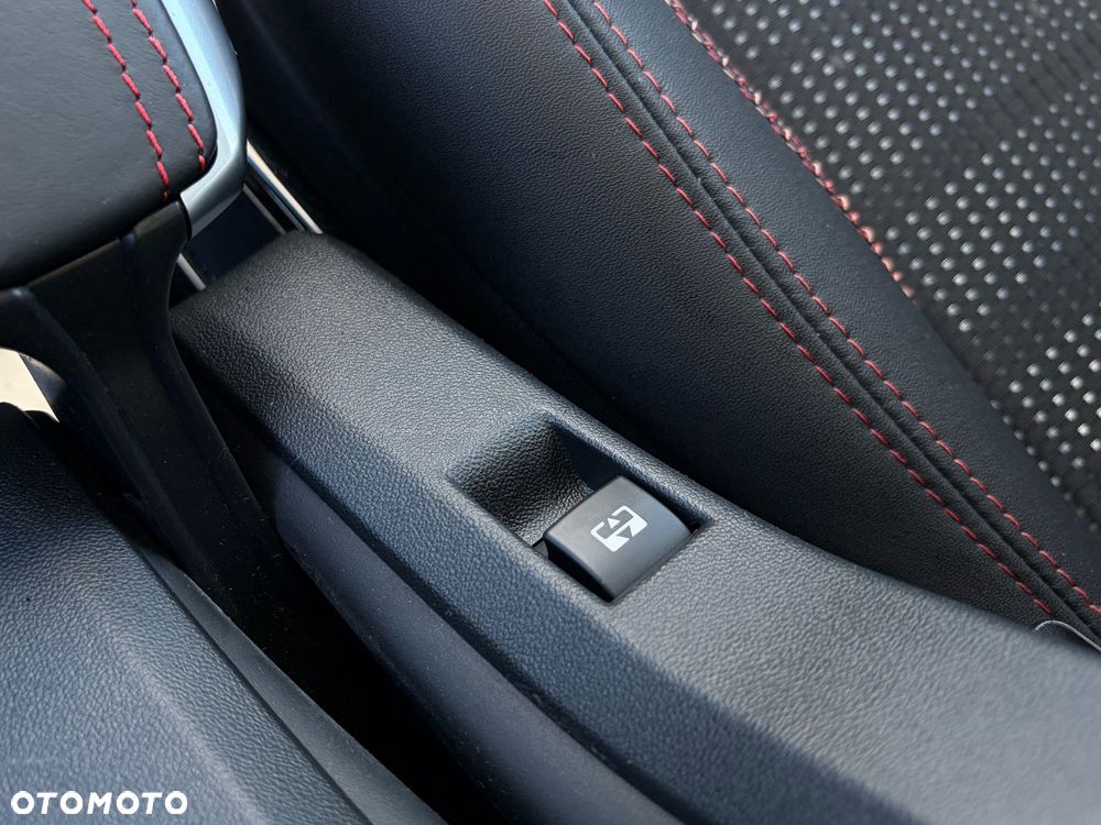 Peugeot 2008 PureTech 130 Stop&Start GT-Line Edition - 25
