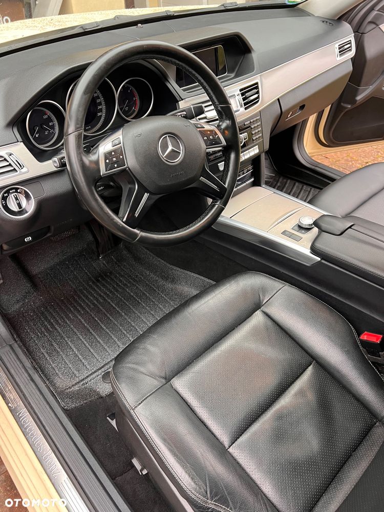 Mercedes-Benz Klasa E 200 BlueTEC 7G-TRONIC Elegance - 10
