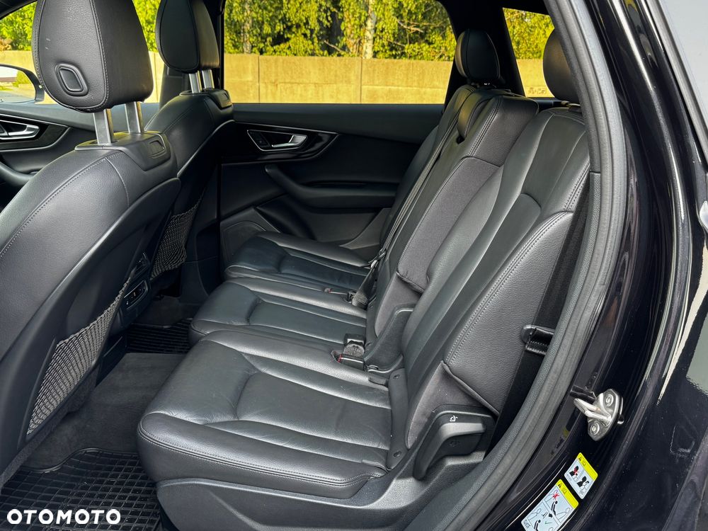 Audi Q7 - 6