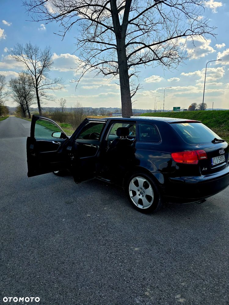 Audi A3 Sportback 1.9 TDI DPF Ambiente - 14