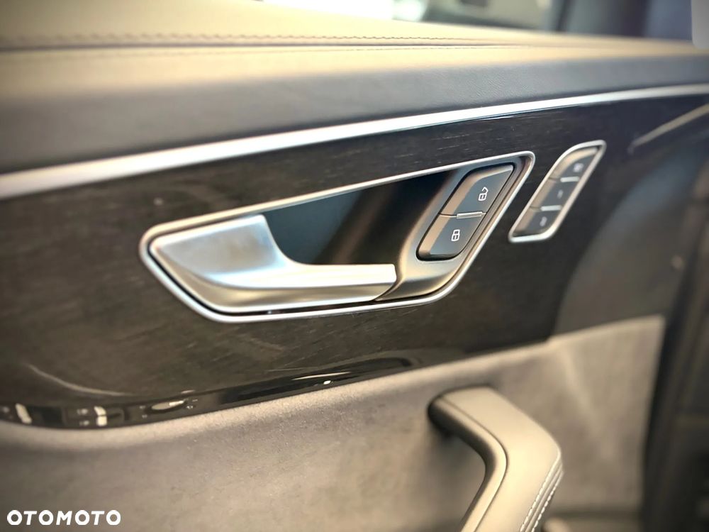 Audi Q8 50 TDI mHEV Quattro Tiptronic - 8