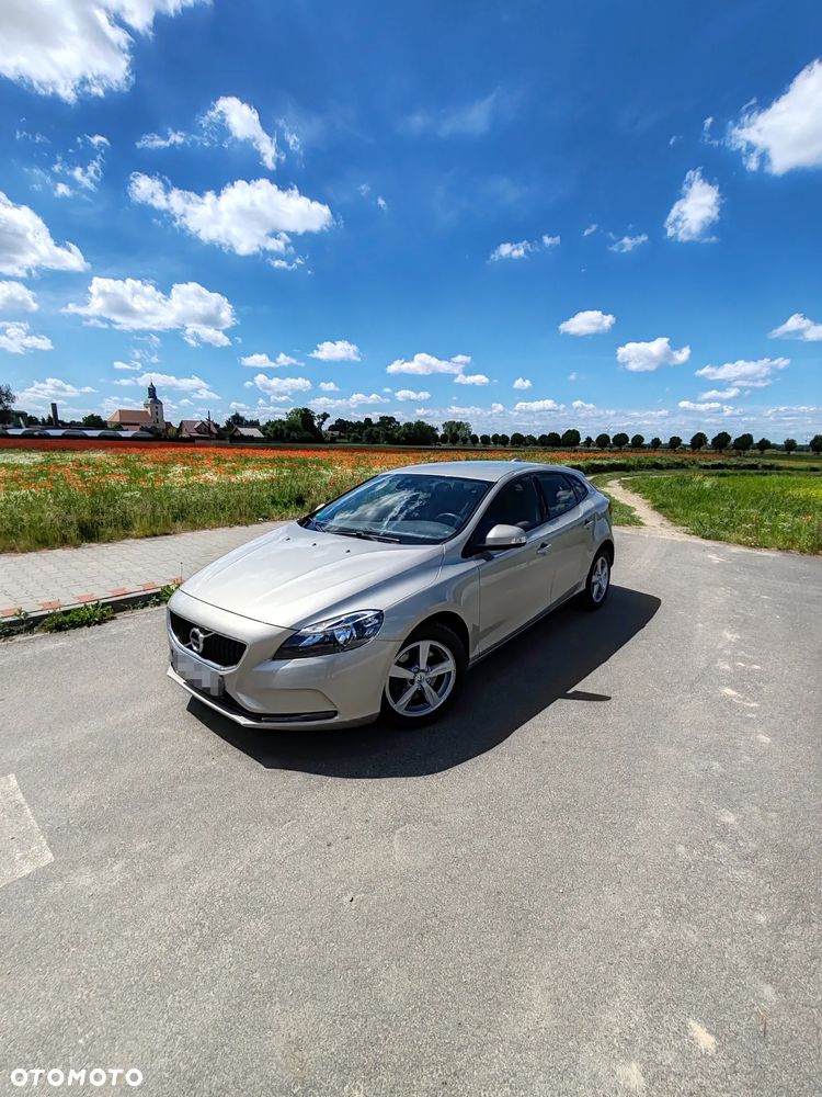 Volvo V40 T2 Kinetic - 1