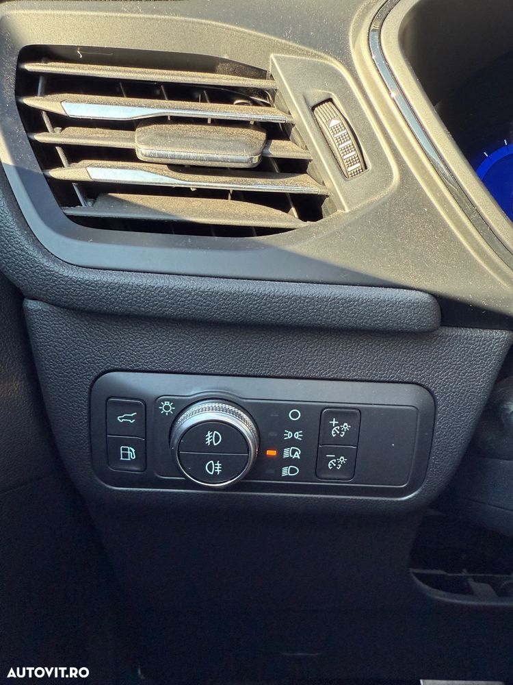 Ford Kuga 2.5 Duratec PHEV ST-LINE X - 16