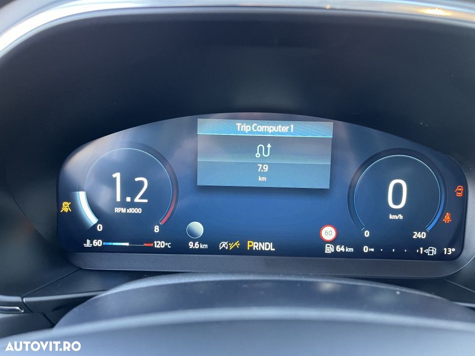 Ford Focus - 13