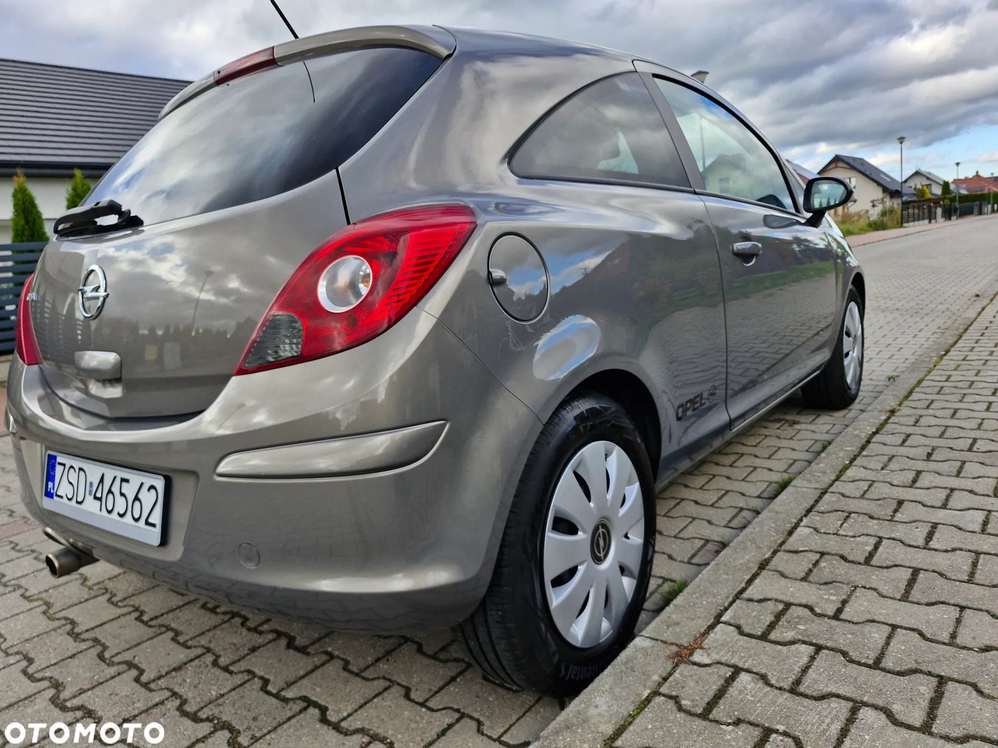 Opel Corsa 1.4 16V Color Edition - 28