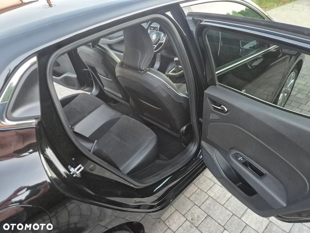 Renault Clio TCe 100 INTENS - 19