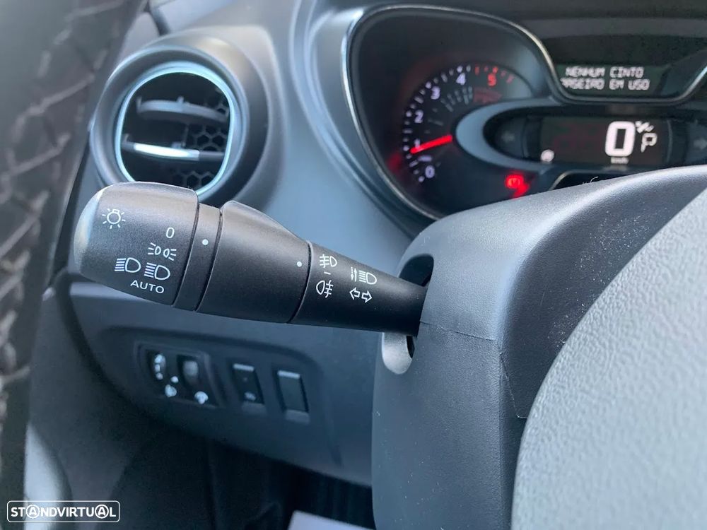 Renault Captur 1.5 dCi Exclusive EDC - 11