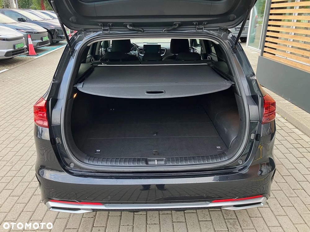 Kia Ceed 1.6 GDI PHEV L Business Line DCT - 10