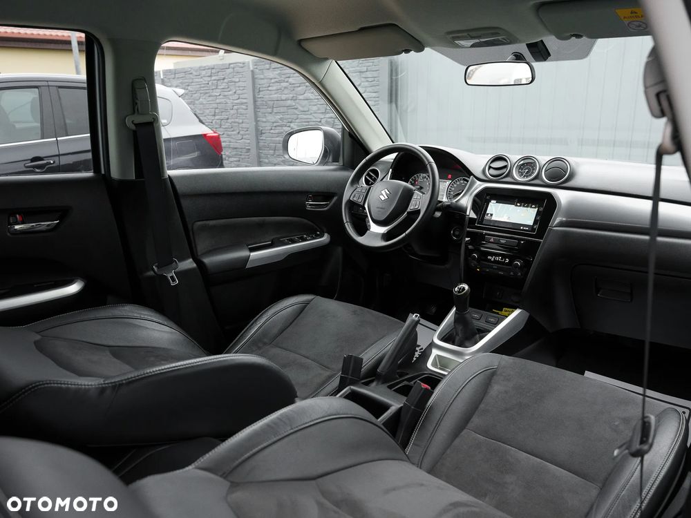 Suzuki Vitara 1.6 Premium 2WD - 19