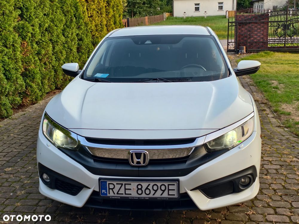 Honda Civic 1.5 i-VTEC Turbo Elegance - 10