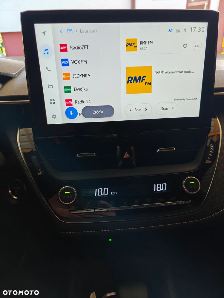 Toyota Corolla 1.8 Hybrid Comfort - 20