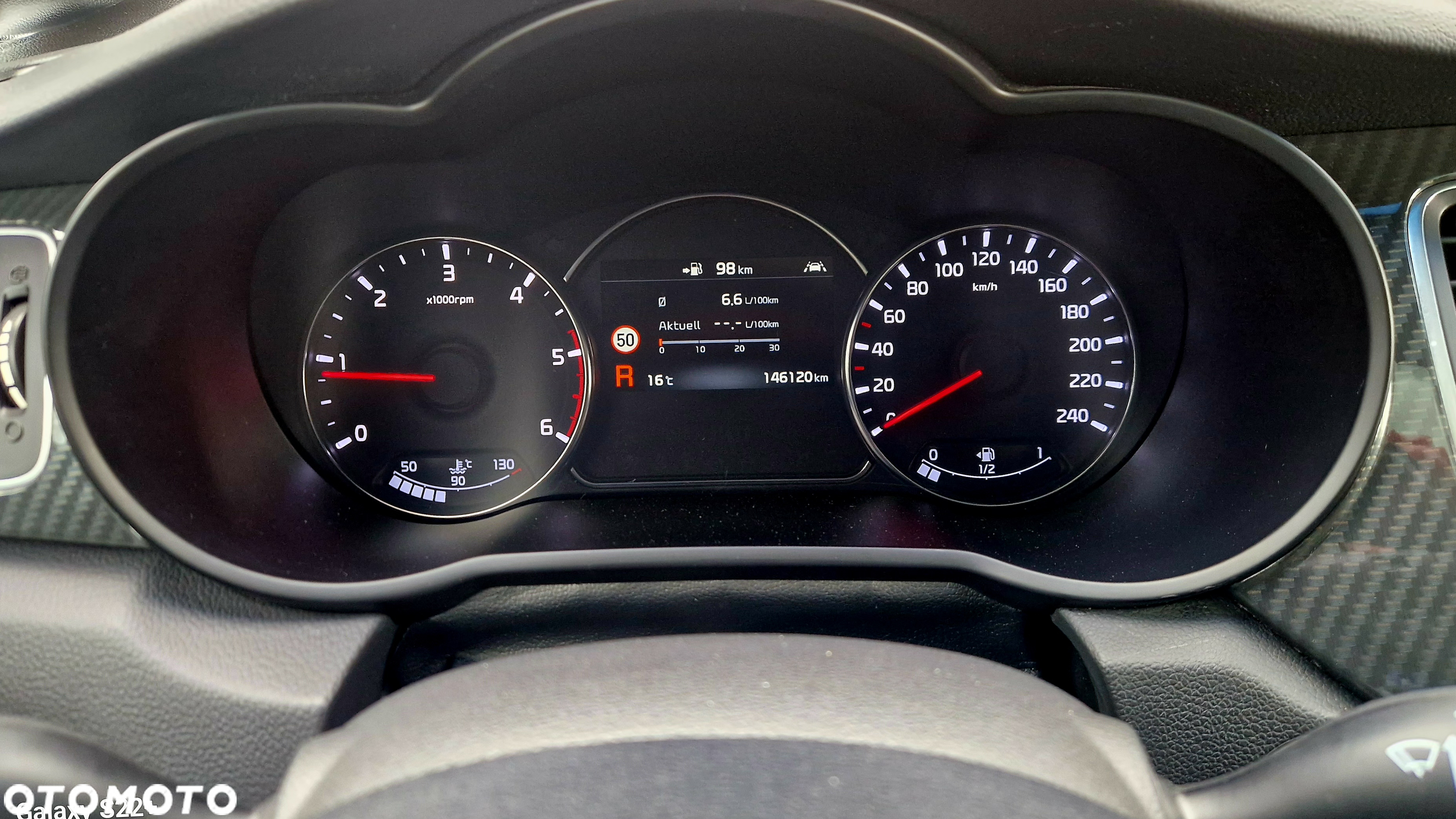 Kia Carens 1.7 CRDi Business Line 7os 7DCT - 23