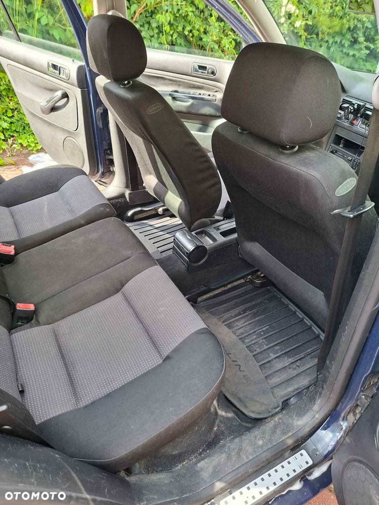Volkswagen Golf - 4
