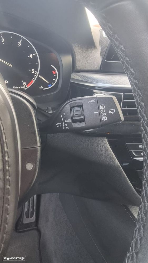 BMW 530 d Pack M Auto - 27