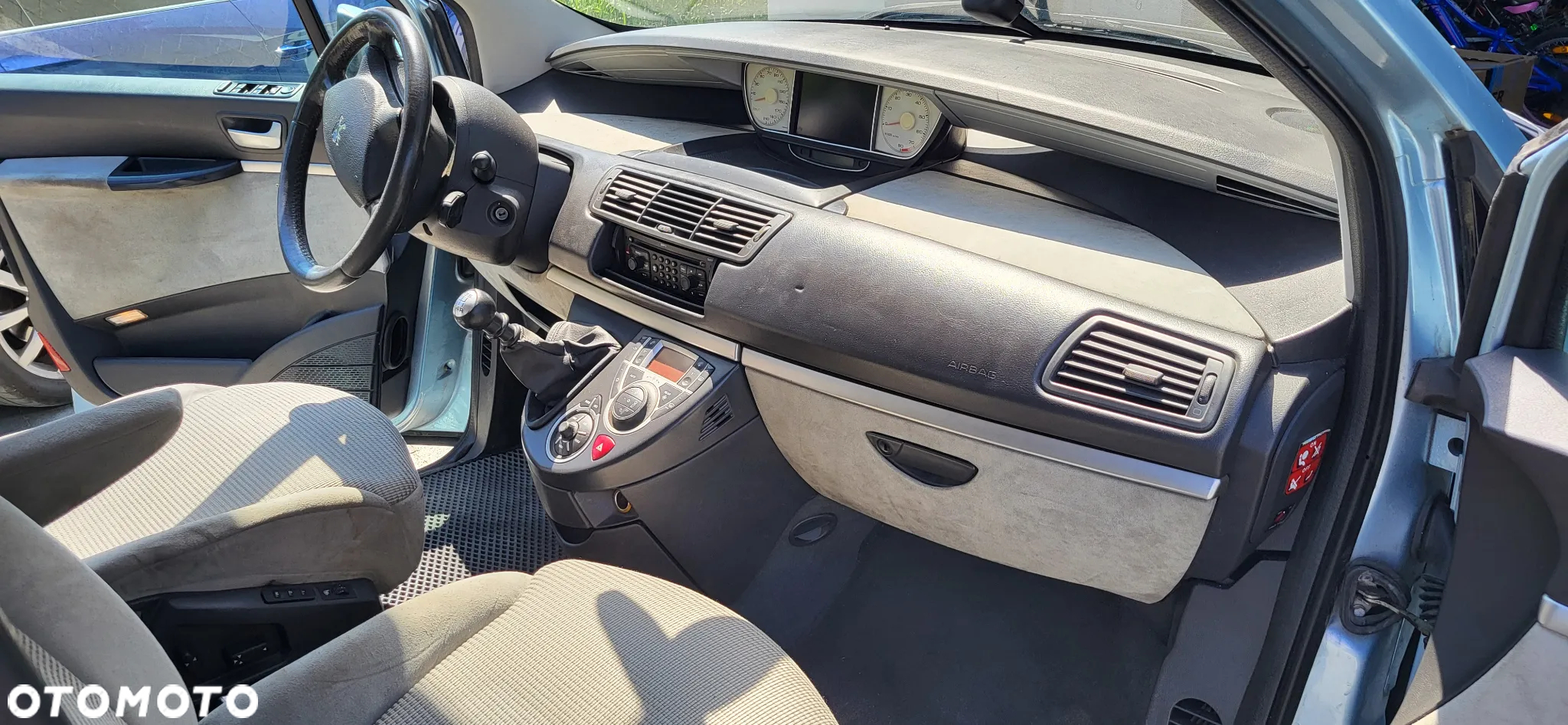 Peugeot 807 - 2
