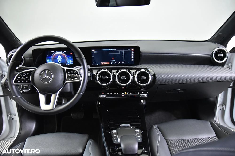 Mercedes-Benz A 250 e 8G-DCT - 9