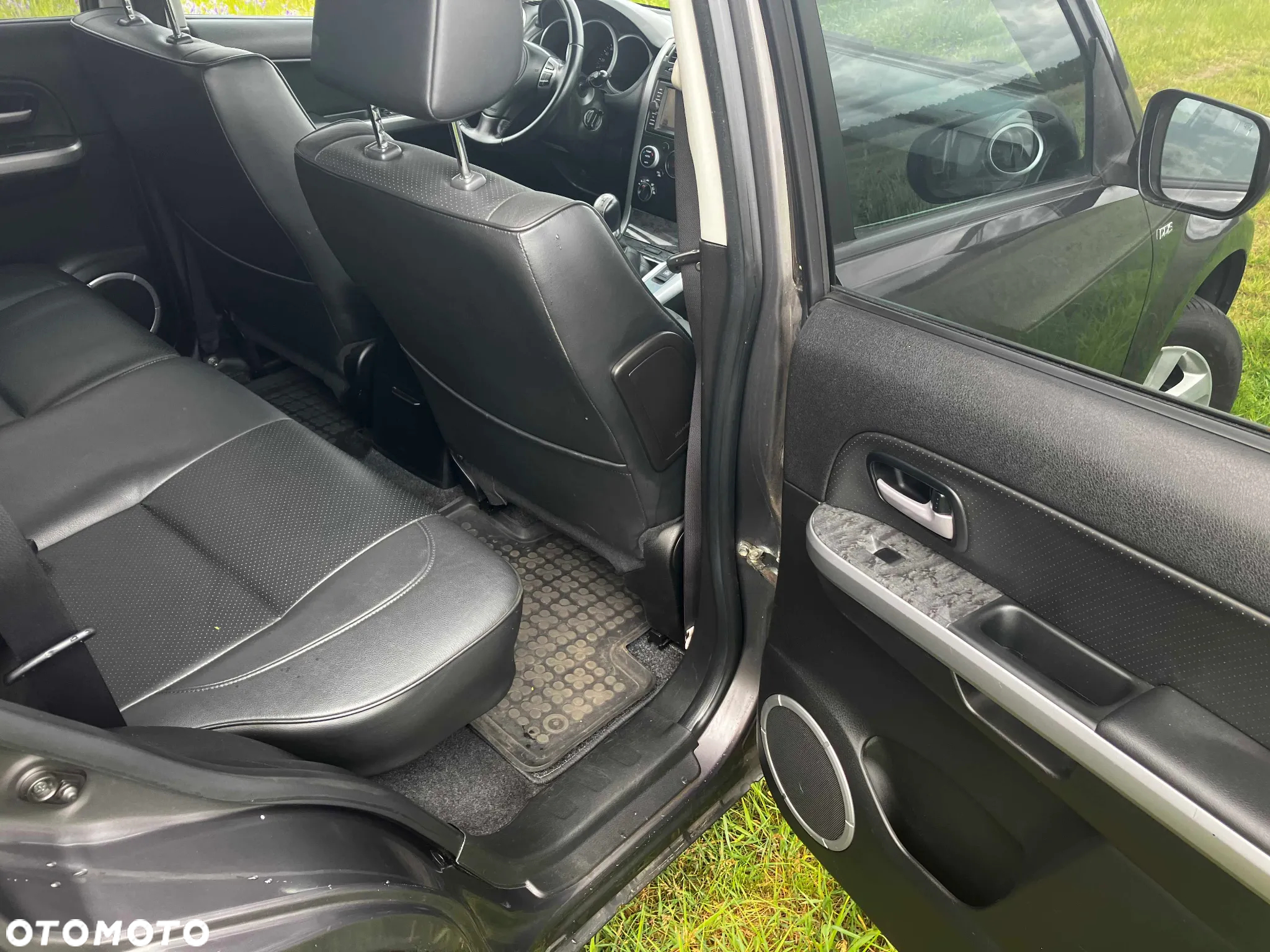 Suzuki Grand Vitara 1.9 DDiS Comfort+ DPF - 24