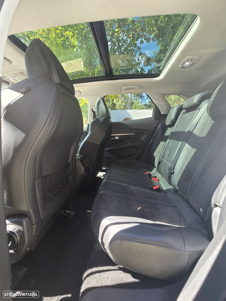 Peugeot 3008 PureTech 130 Stop & Start GPF EAT8 Crossway - 12