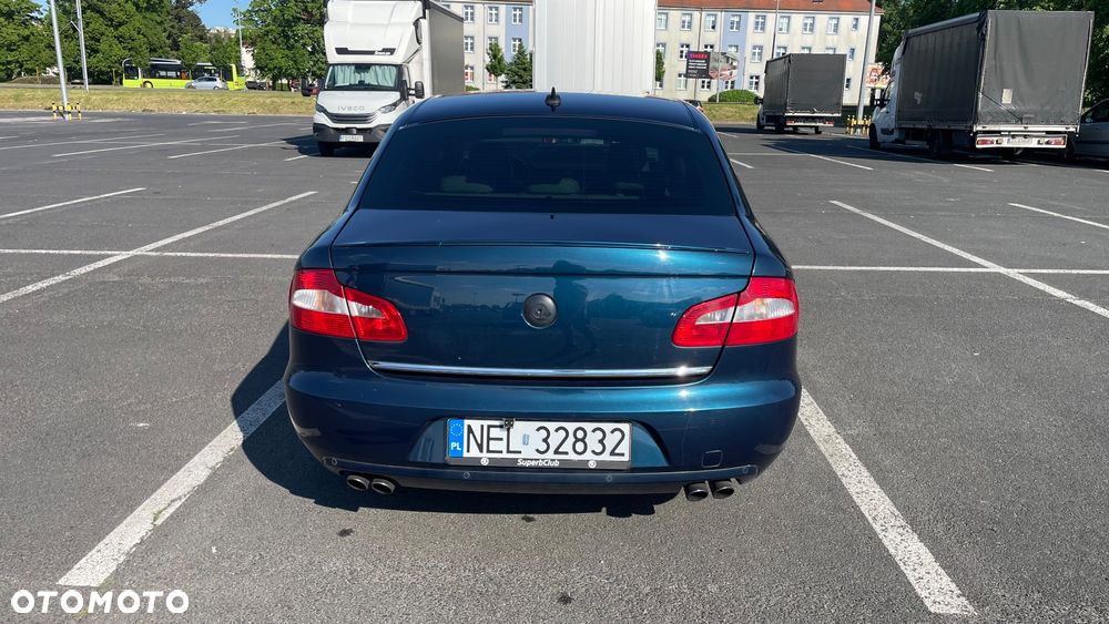 Skoda Superb 2.0 TSI Comfort DSG - 5