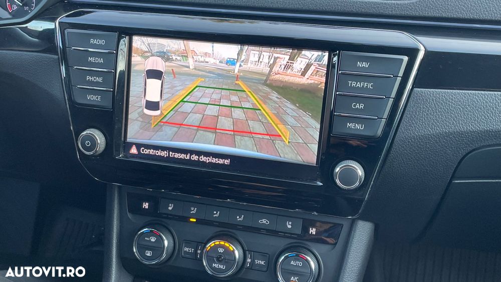 Skoda Superb 2.0 TDI 4x4 DSG L&K - 16