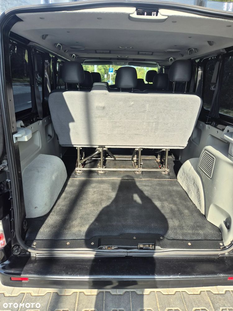 Renault Trafic - 12