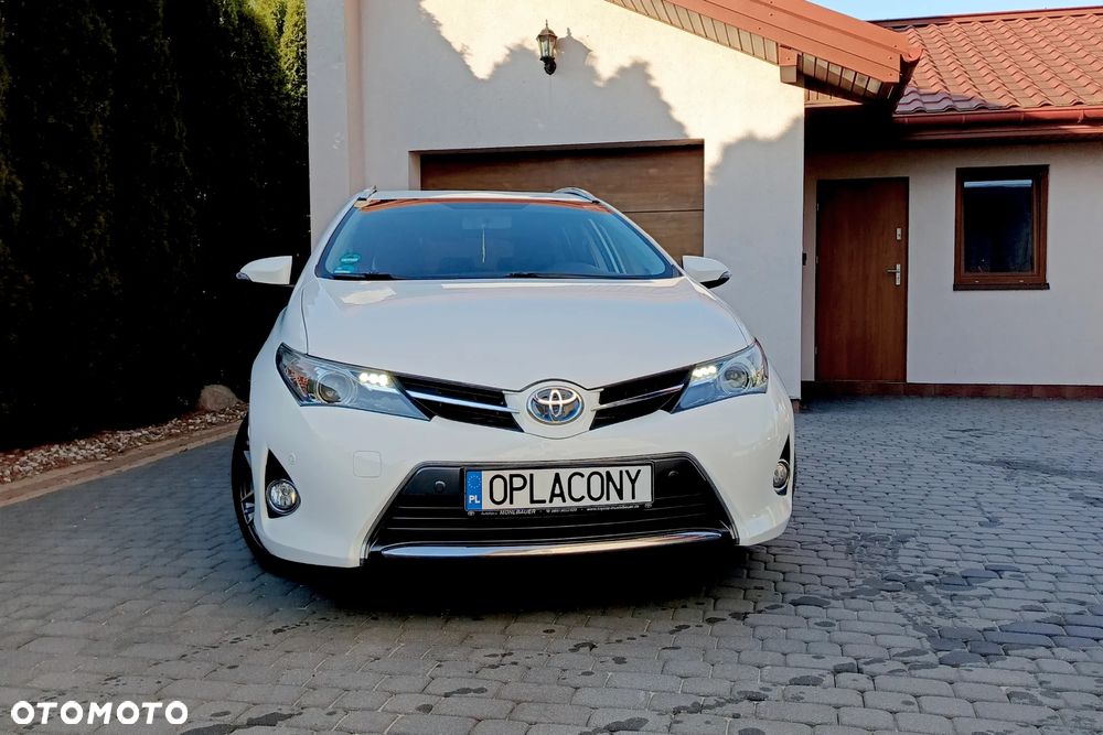 Toyota Auris 1.8 HSD Prestige NAVI - 4