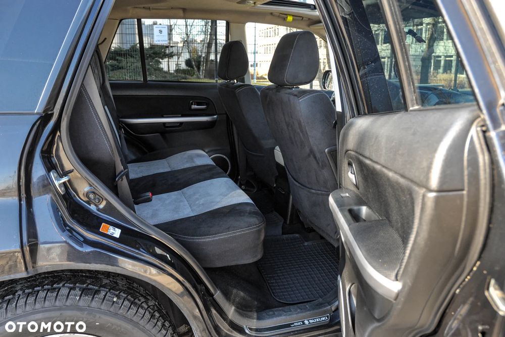 Suzuki Grand Vitara - 12