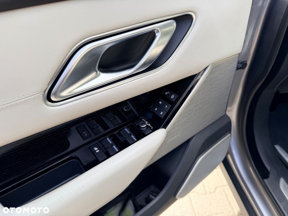 Land Rover Range Rover Velar 2.0 SD4 R-Dynamic HSE - 21