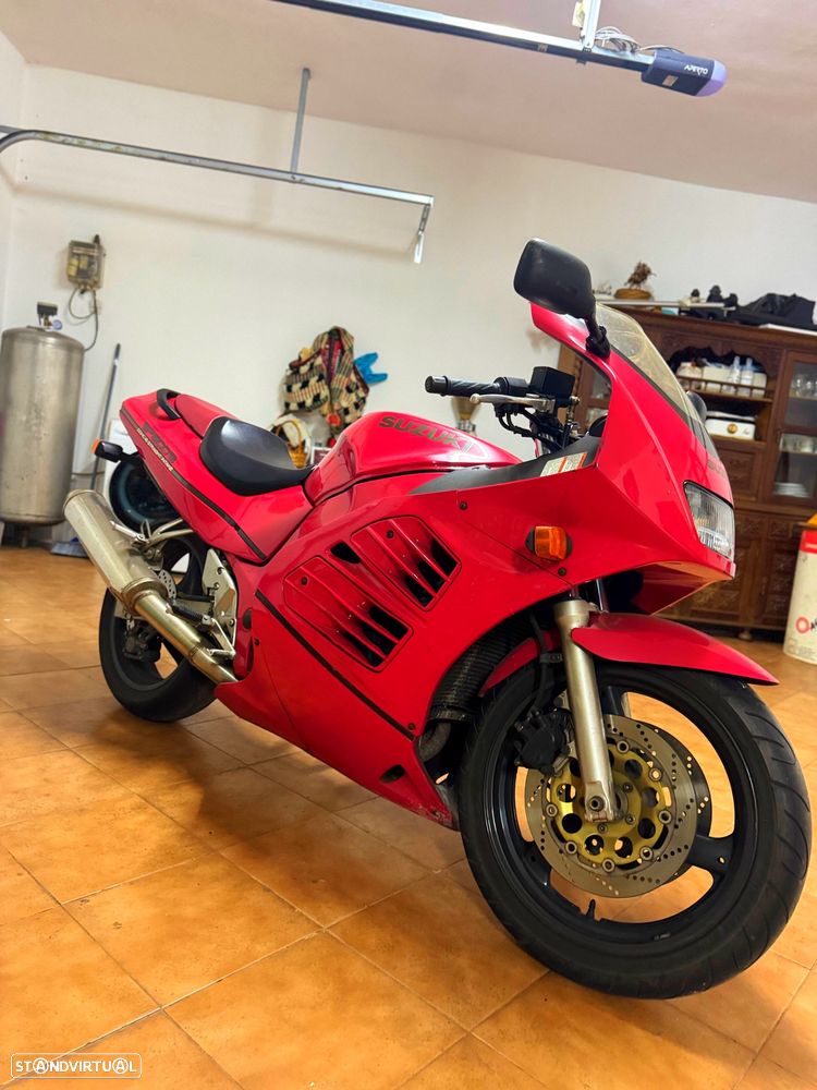 Suzuki RF Suzuki RF 600R - 1