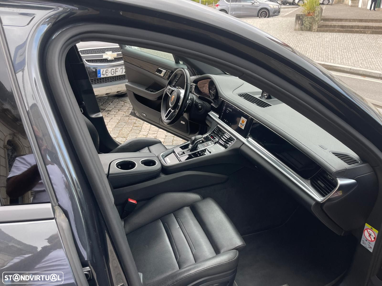 Porsche Panamera Sport Turismo 4 E-Hybrid - 32