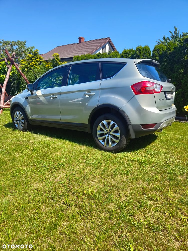 Ford Kuga 2.0 TDCi Titanium FWD - 7