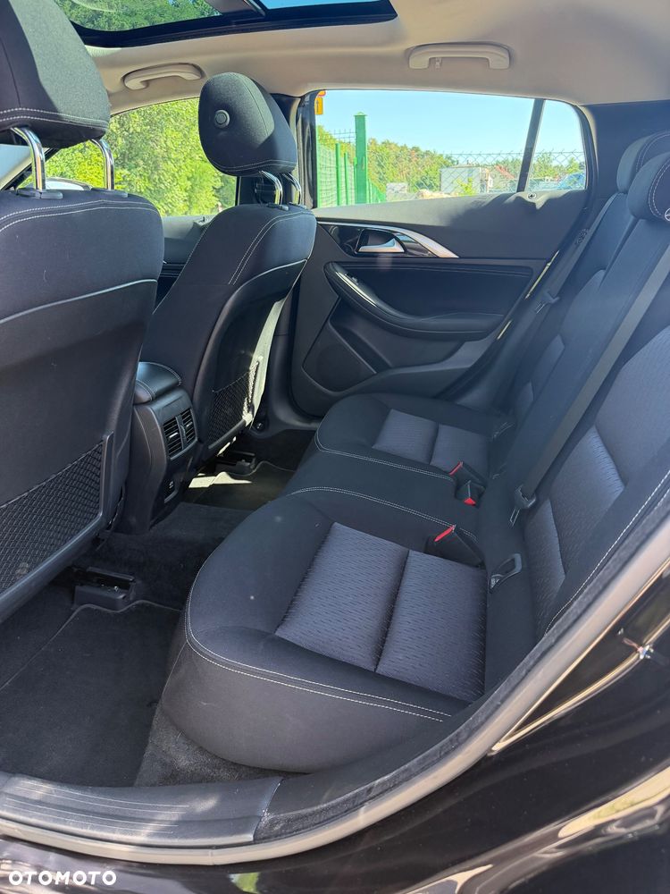 Infiniti QX30 2.2d Premium Tech AWD 7DCT - 8