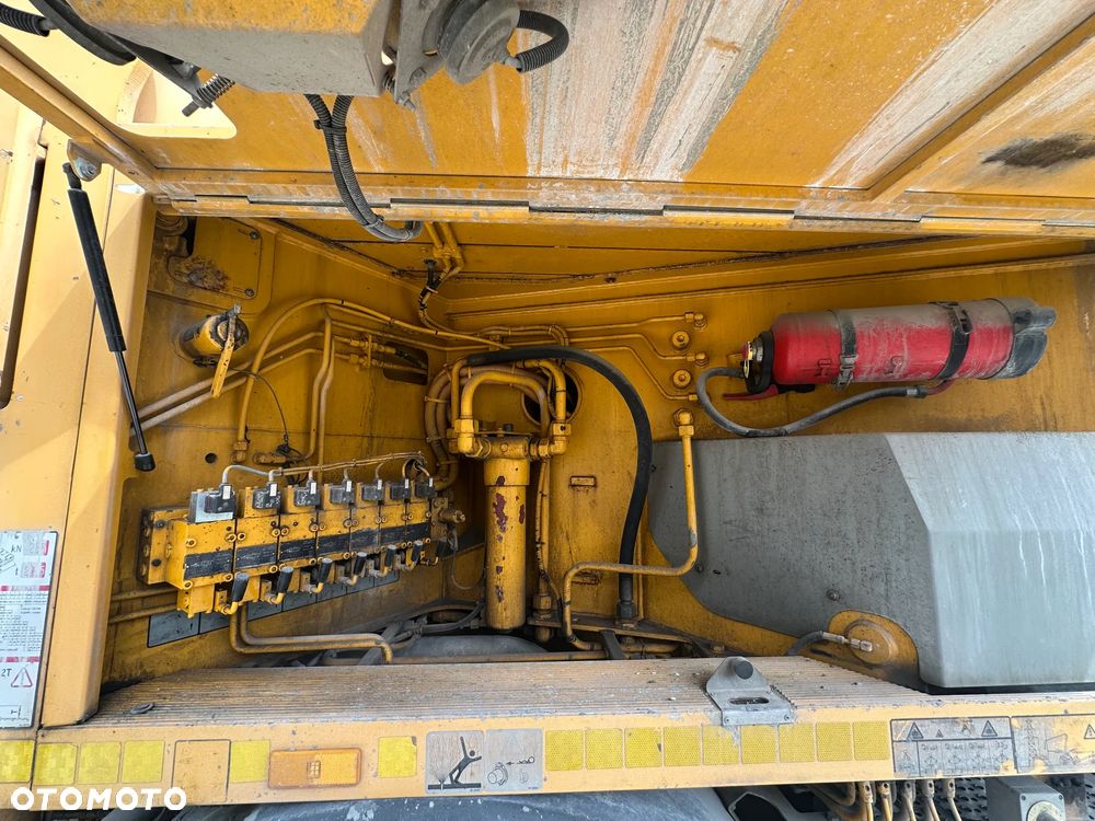 Mercedes-Benz Actros - 9