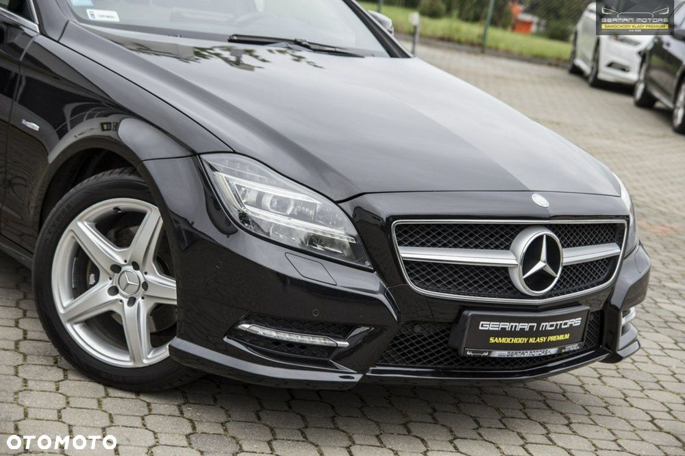 Mercedes-Benz CLS - 6