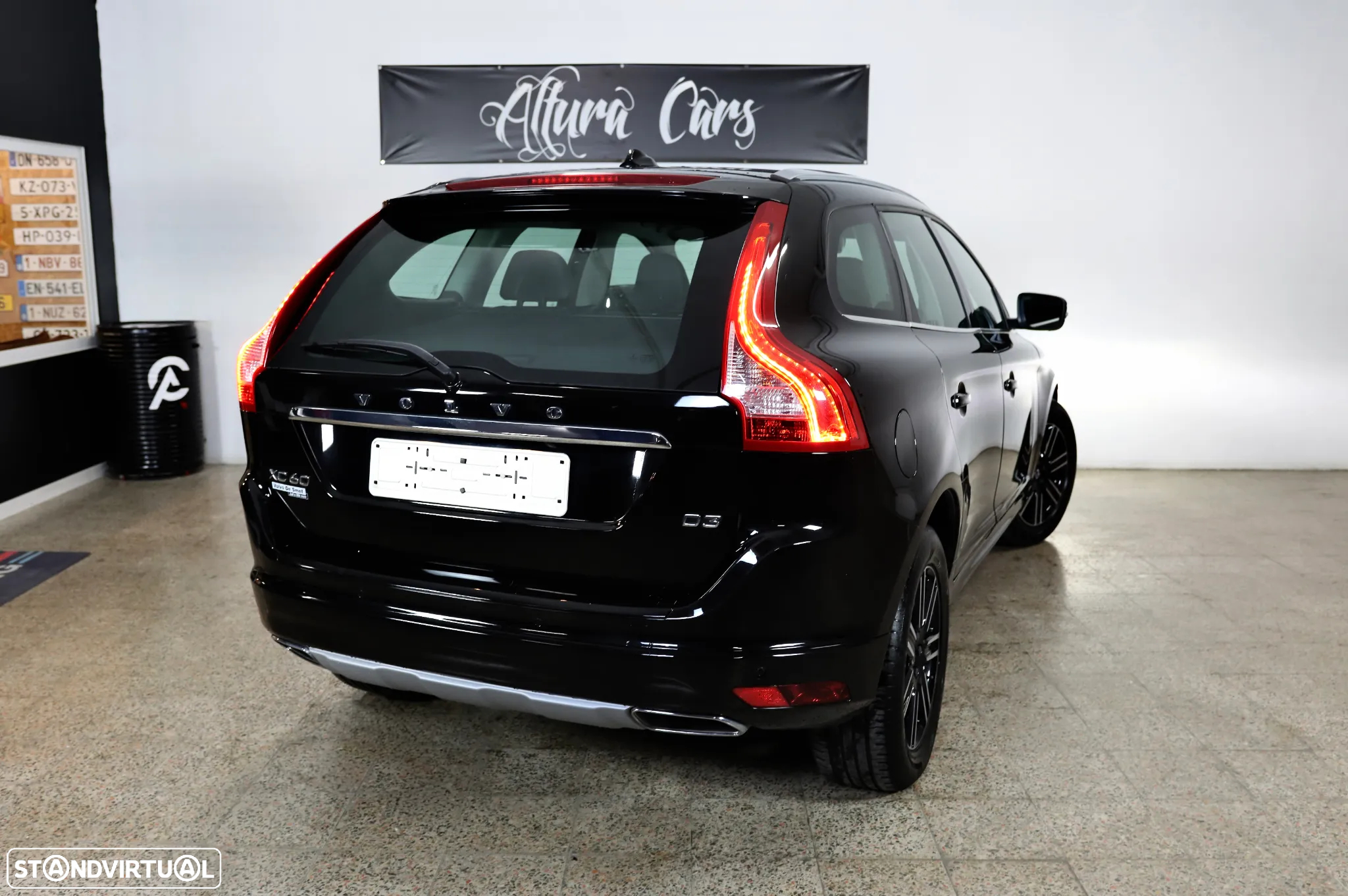 Volvo XC 60 2.0 D3 Summum Geartronic - 26