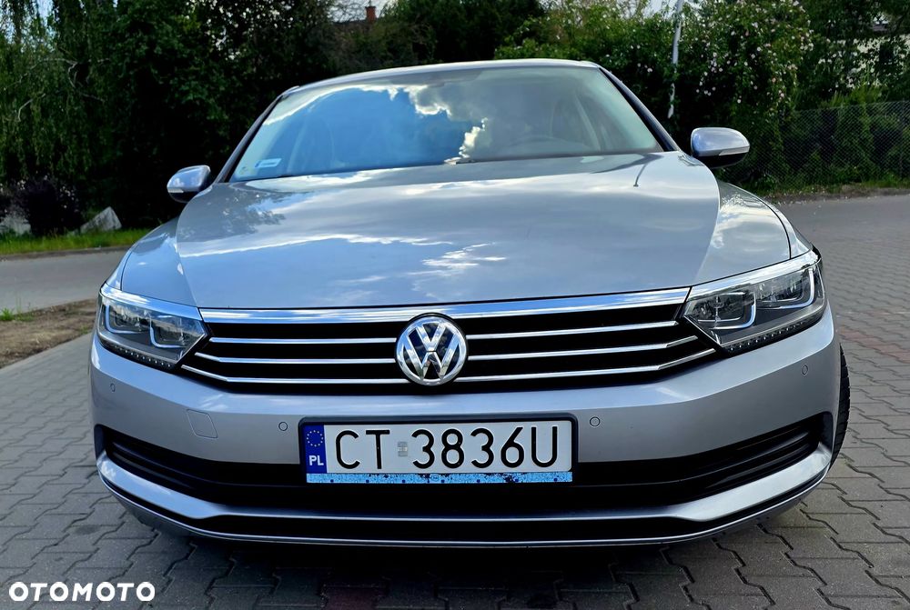 Volkswagen Passat 1.4 TSI BlueMotion Technology DSG Comfortline - 3