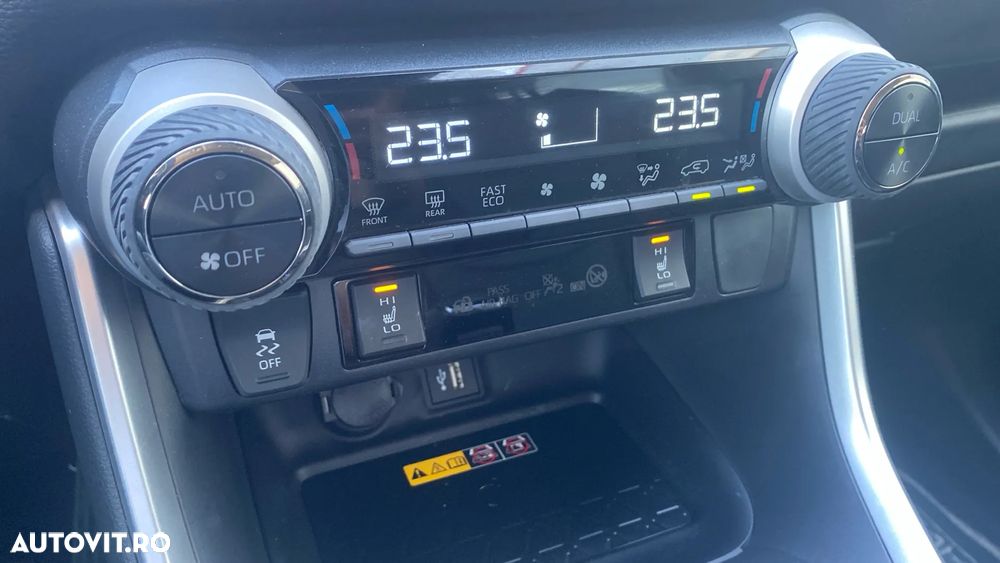 Toyota RAV4 2.5 Hybrid VVT-iE 4x4 Luxury - 15