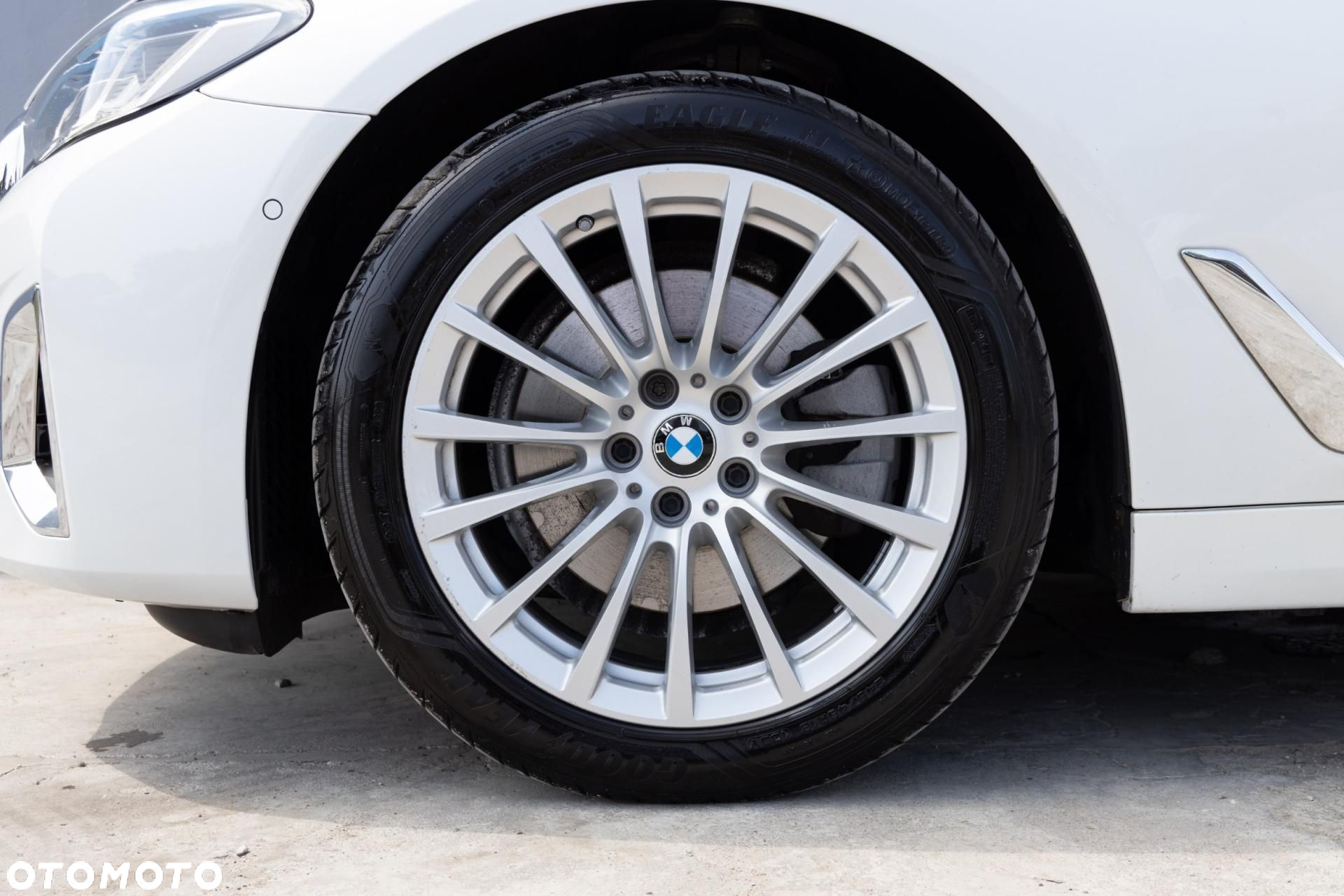 BMW Seria 5 - 8