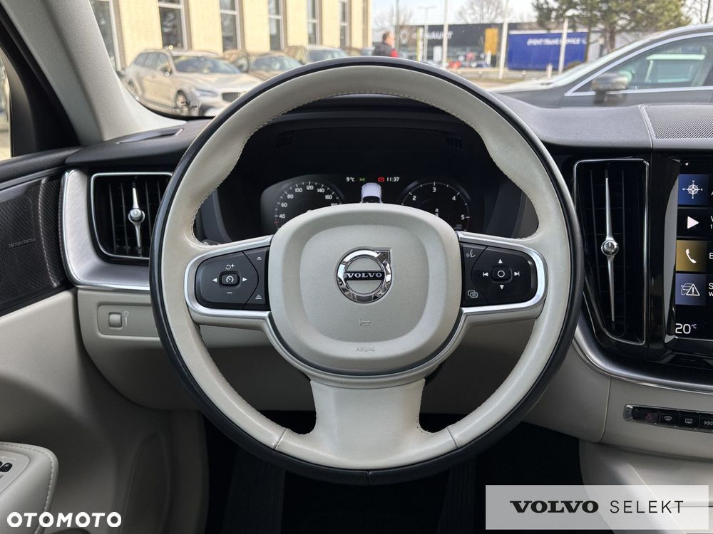 Volvo XC 60 - 12