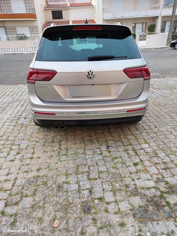 VW Tiguan 2.0 TDI R-Line - 5
