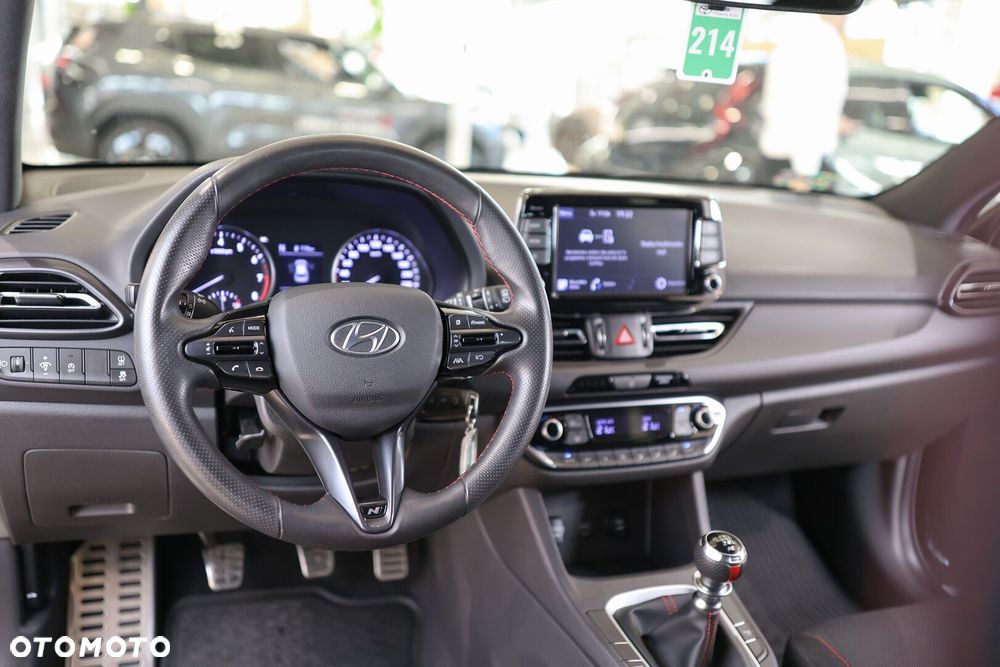Hyundai i30 1.5 T-GDI 48V Premium - 35