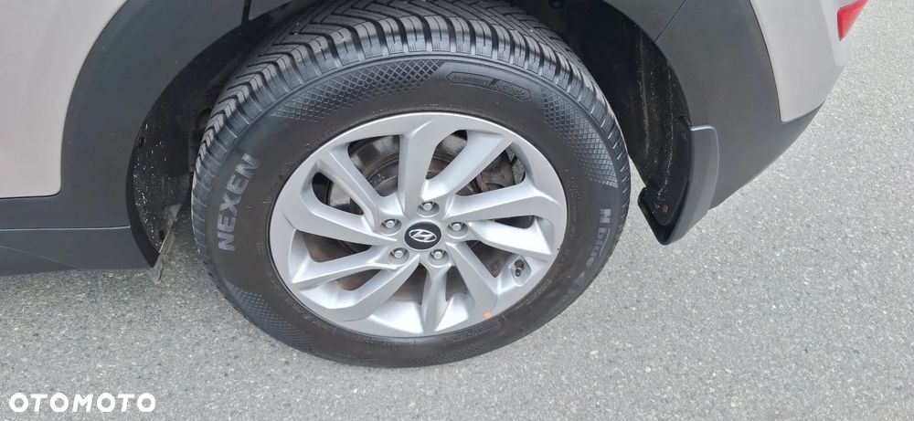 Hyundai Tucson 1.6 GDI BlueDrive Comfort 2WD - 15