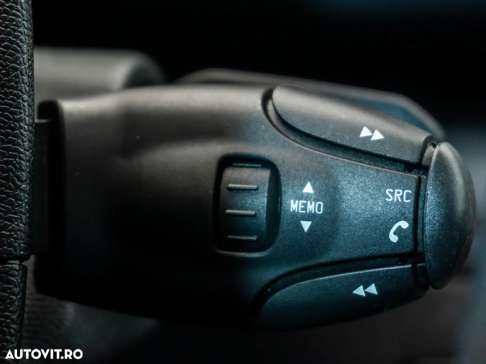 Peugeot 308 1.2 VTi Active - 29