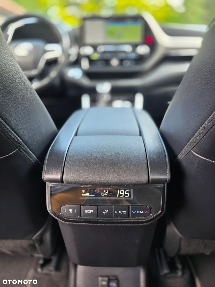 Toyota Highlander 2.5 Hybrid Executive Style - 33
