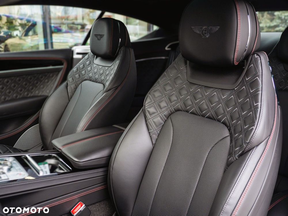 Bentley Continental GT - 7