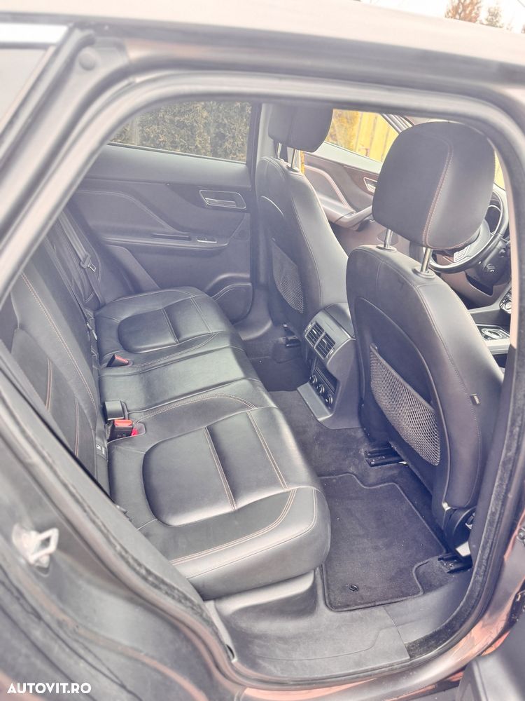 Jaguar F-Pace 20d AWD Prestige - 8