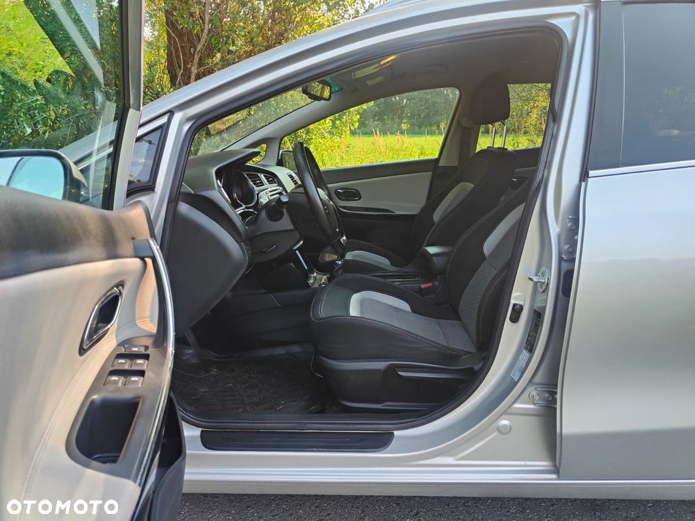 Kia Ceed 1.6 CRDi Spirit - 10