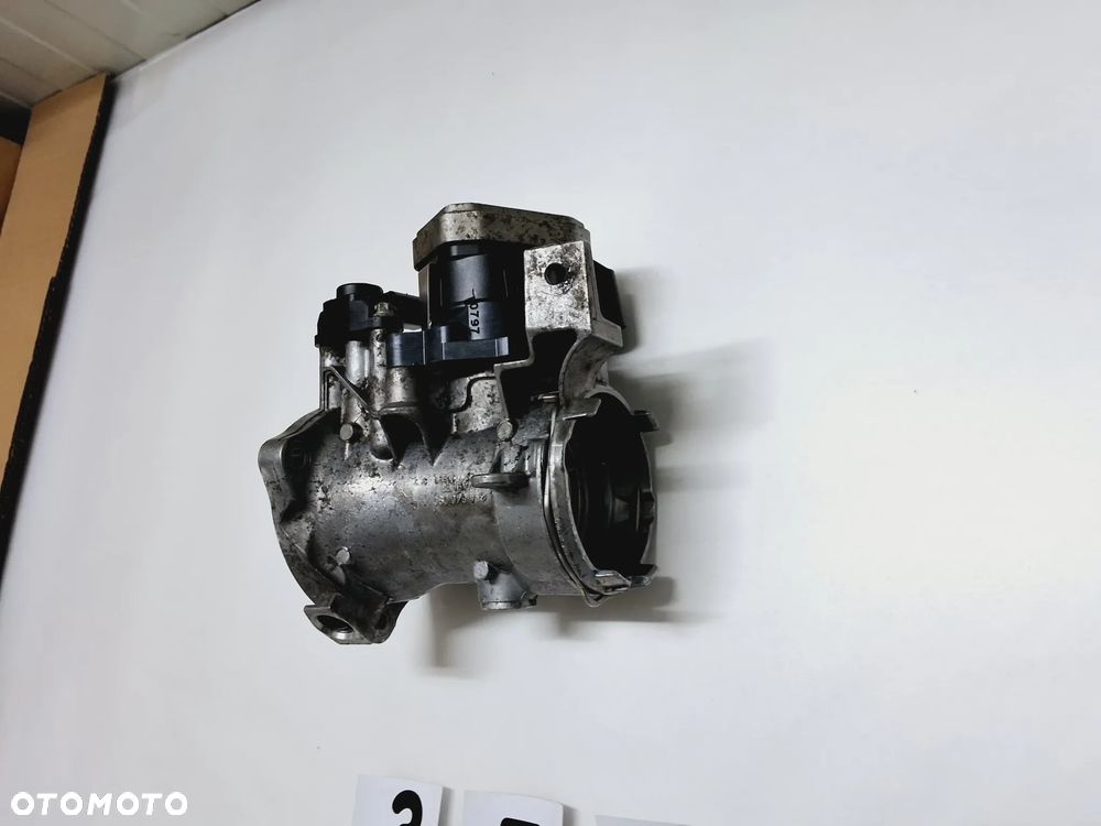 MERCEDES PRZEPUSTNICA  B KLASA A169 W245 A6400901470 - 3